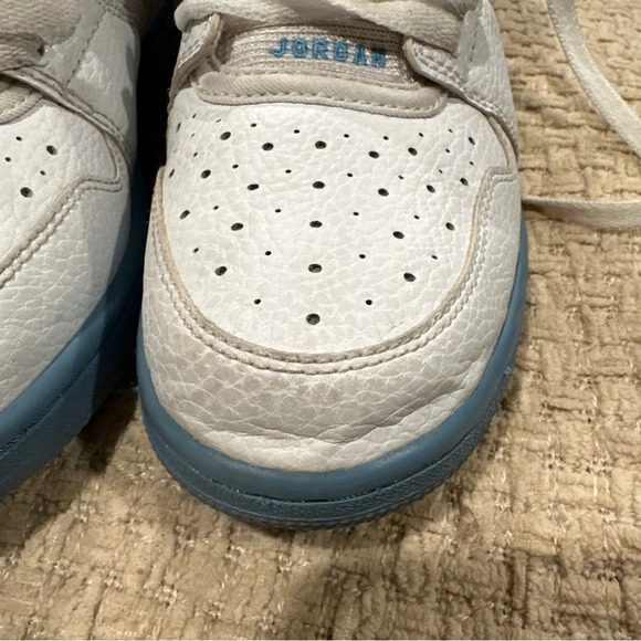 Jordan 1 flight 4 prem trainer828237-141 Size 7Y - Picture 2 of 12